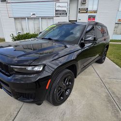 🔥 2023 Jeep Grand Cherokee L 4x4 – COMO NUEVA / LIKE NEW 🔥