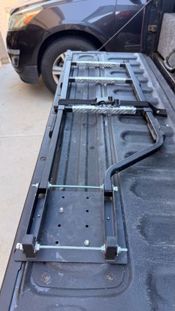 Ladder for truck