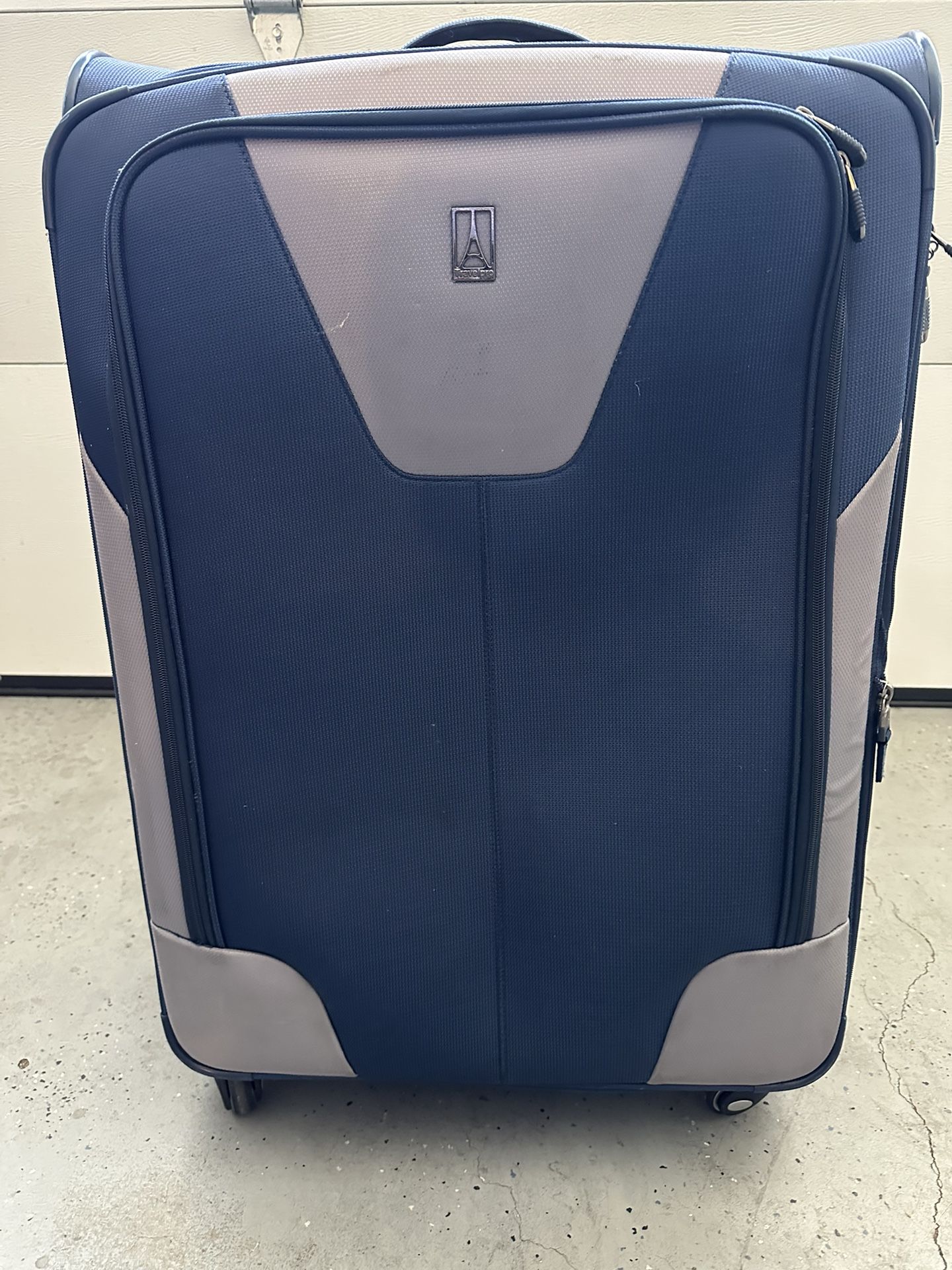 Travel Pro Large Check-in Luggage