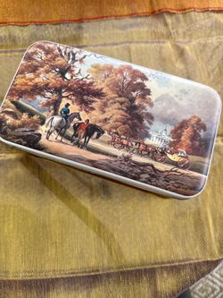 Vintage Decorative Tin Box Horse Carriage Scene Storage Biscuit Tin Rustic Cottage Decor