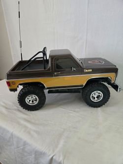 FMS 1:24 FCX24 Chevrolet K5 Blazer RTR Brown
