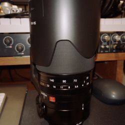 Fujifilm XF 50-140mm f/2.8 *LIKE NEW*