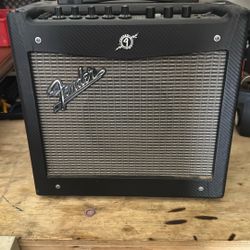 Fender Mustang I Guitar Amp