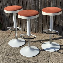 3x Mid-Century Style Heigh-Adjustable Barstools