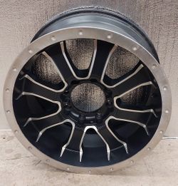 Spare Aluminum 20x9 8 Lug Wheel