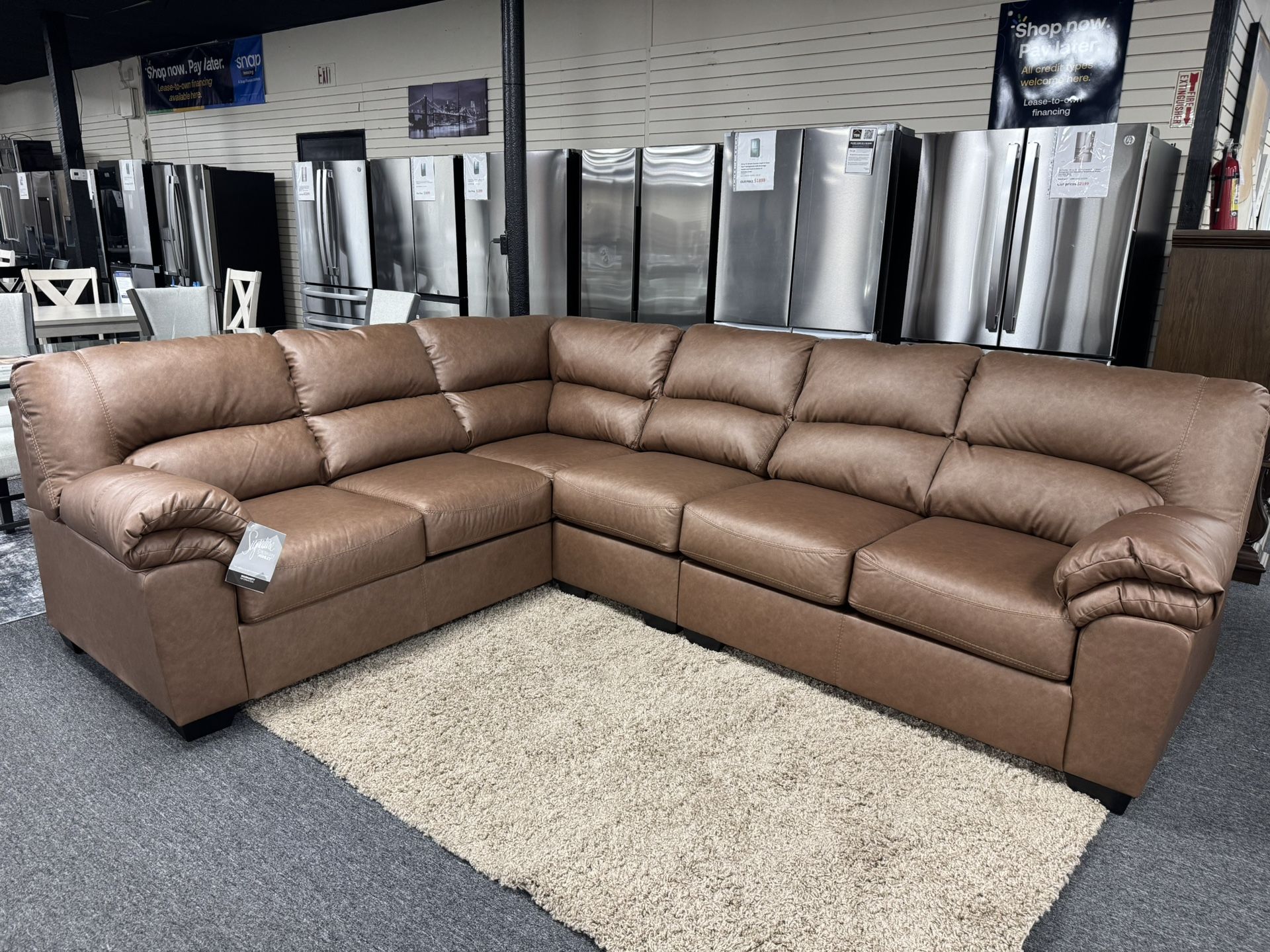Leather L Shape Sectional. 🚚WE DELIVER🚚