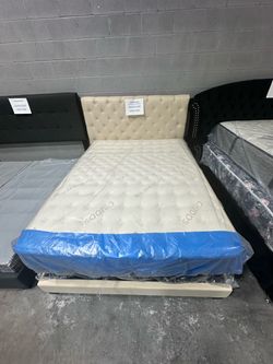 New Luxury Saatva Classic Hybrid King Mattress