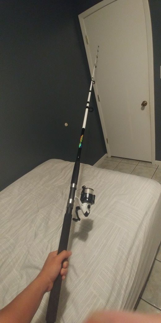 Tsunami Spear Fishing Rod for Sale in Plant City, FL - OfferUp
