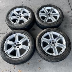 Land Rover Tires