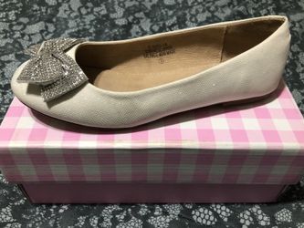 Girls White Shimmer Flats - Size 3