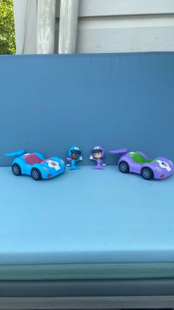Bubble Guppies racers