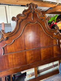 Wooden 4 Piece Ornate Sturdy Bedroom Set Made in Thailand by Bernhardt Furniture Company