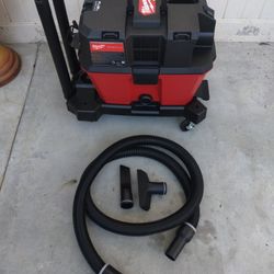 Milwaukee M18 Fuel 6 Gallon Wet Dry Vacuum Tool Only 