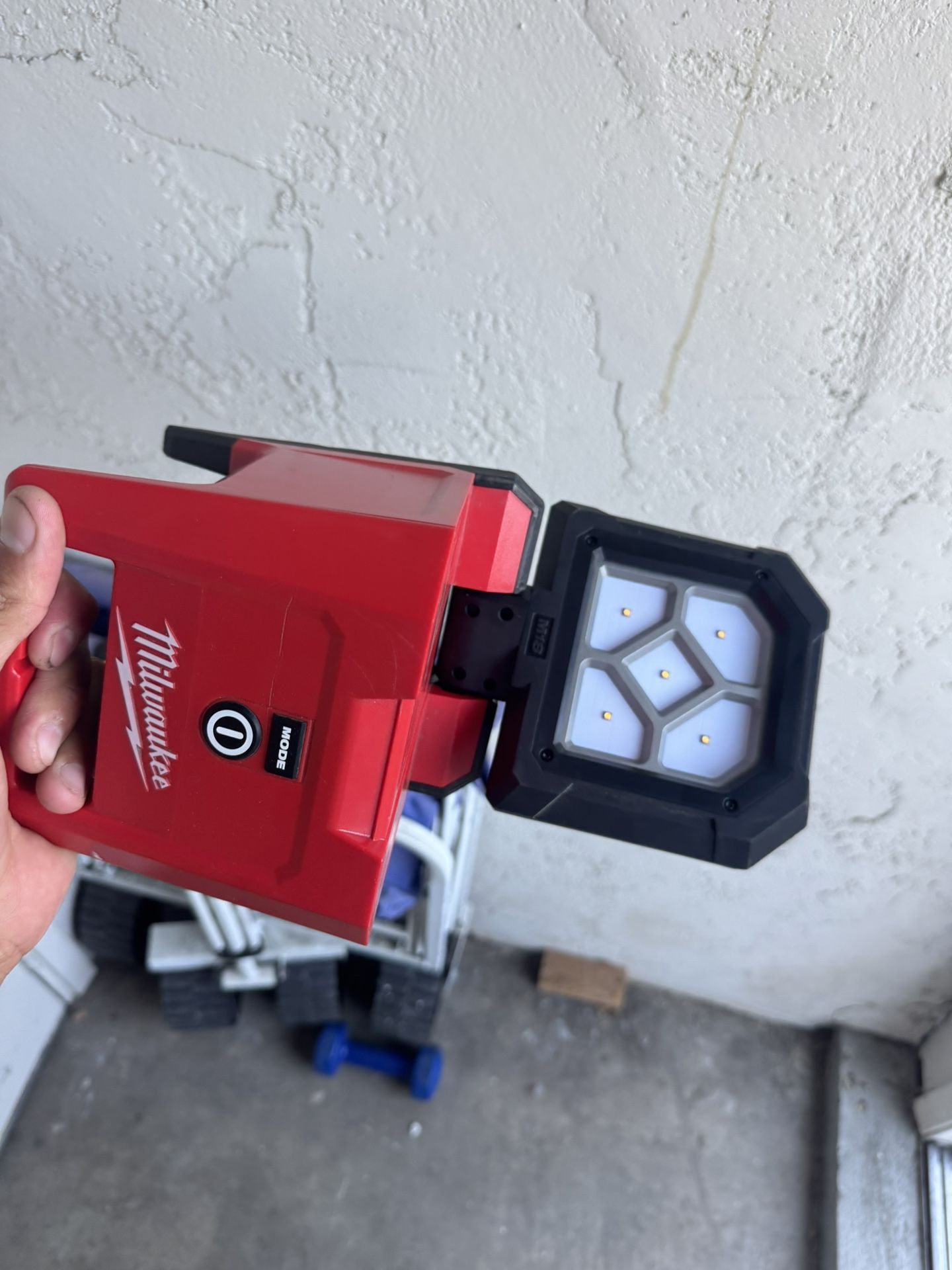M18 Volt 1500 Flood Light Tool (battery Extra)