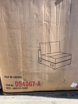 Armless Chair D94067-A, free
