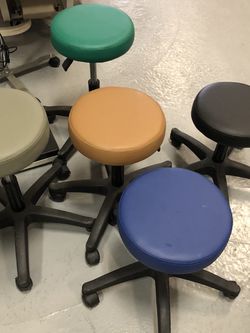 BRAND NEW - Medical Doctor Stool / Rolling Stool