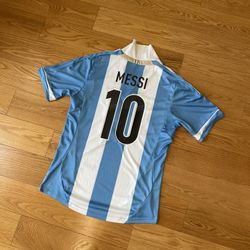 Adidas Argentina LIONEL MESSI🇦🇷 2011/12 home jersey (Size Large)