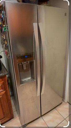 Kenmore Elite side by side refrigerator 