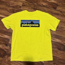 Patagonia Shirt Large  Yellow  