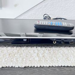 Toshiba SDK-430  DVD  Player + Mic access for karaoke