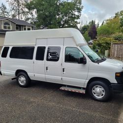 Wheelchair Van 
