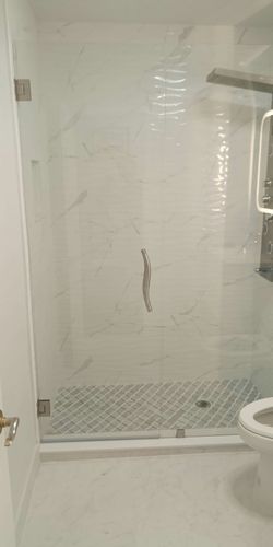 Glass shower door walk-in