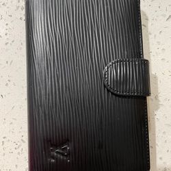 Authentic Louis Vuitton Vintage Black Epi Kiss Lock Wallet for Sale in Fort  Lauderdale, FL - OfferUp