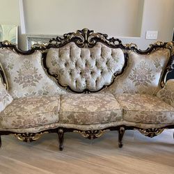 European formal living room set