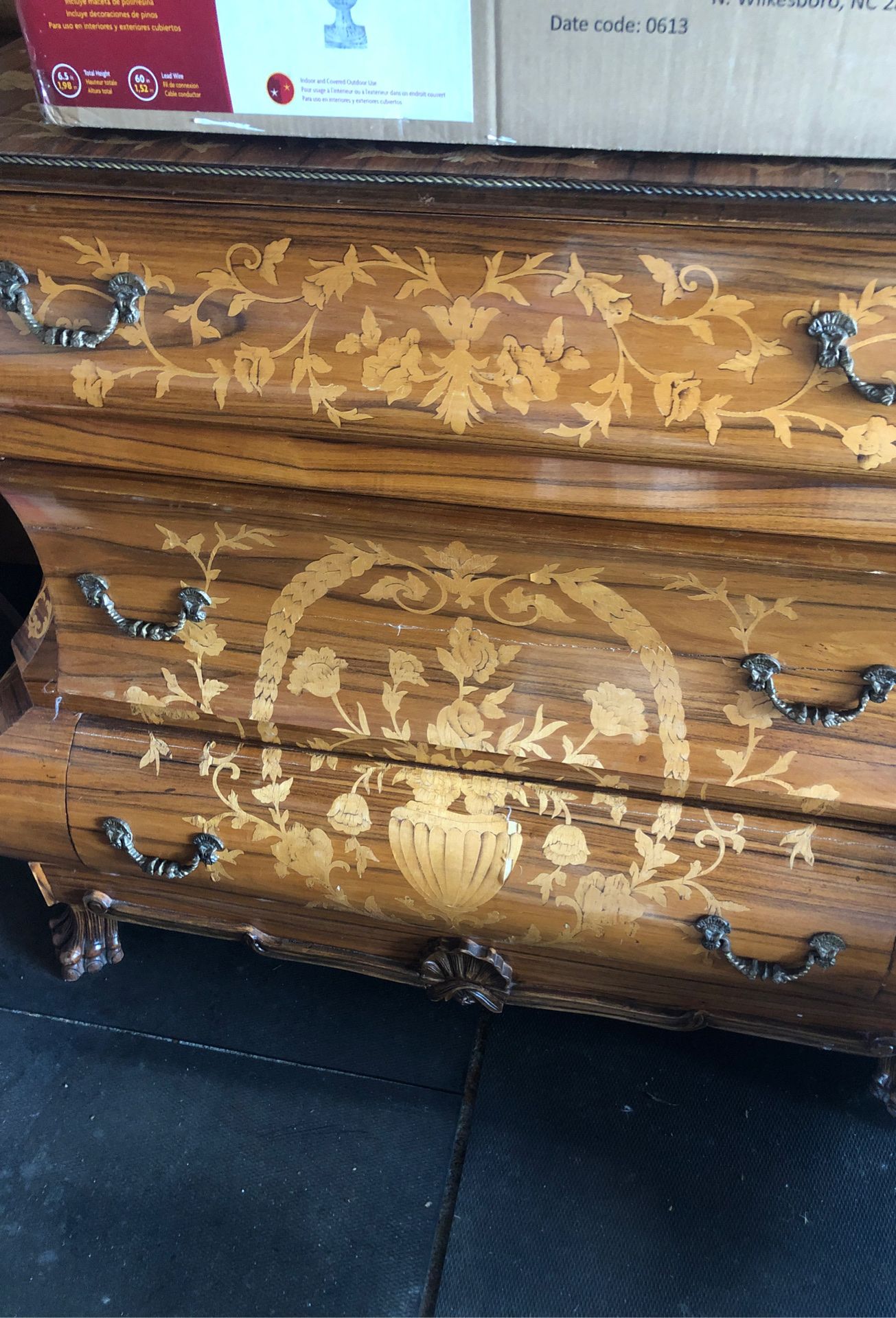 Antique reproduction Bombay dresser