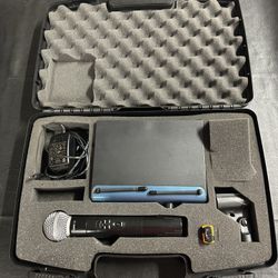 Shure SM 58 Microphone Wireless Hand Held With case 