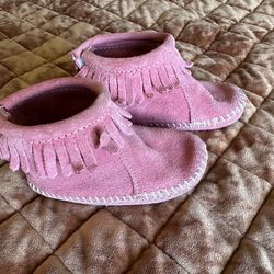 Toddler moccasin boots