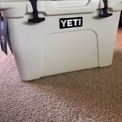 Yeti Tundra 35 Cooler 