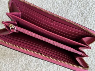 Women’s Coach Wallet
