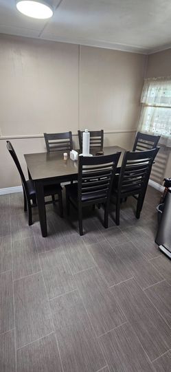 Dining table with 6 chairs