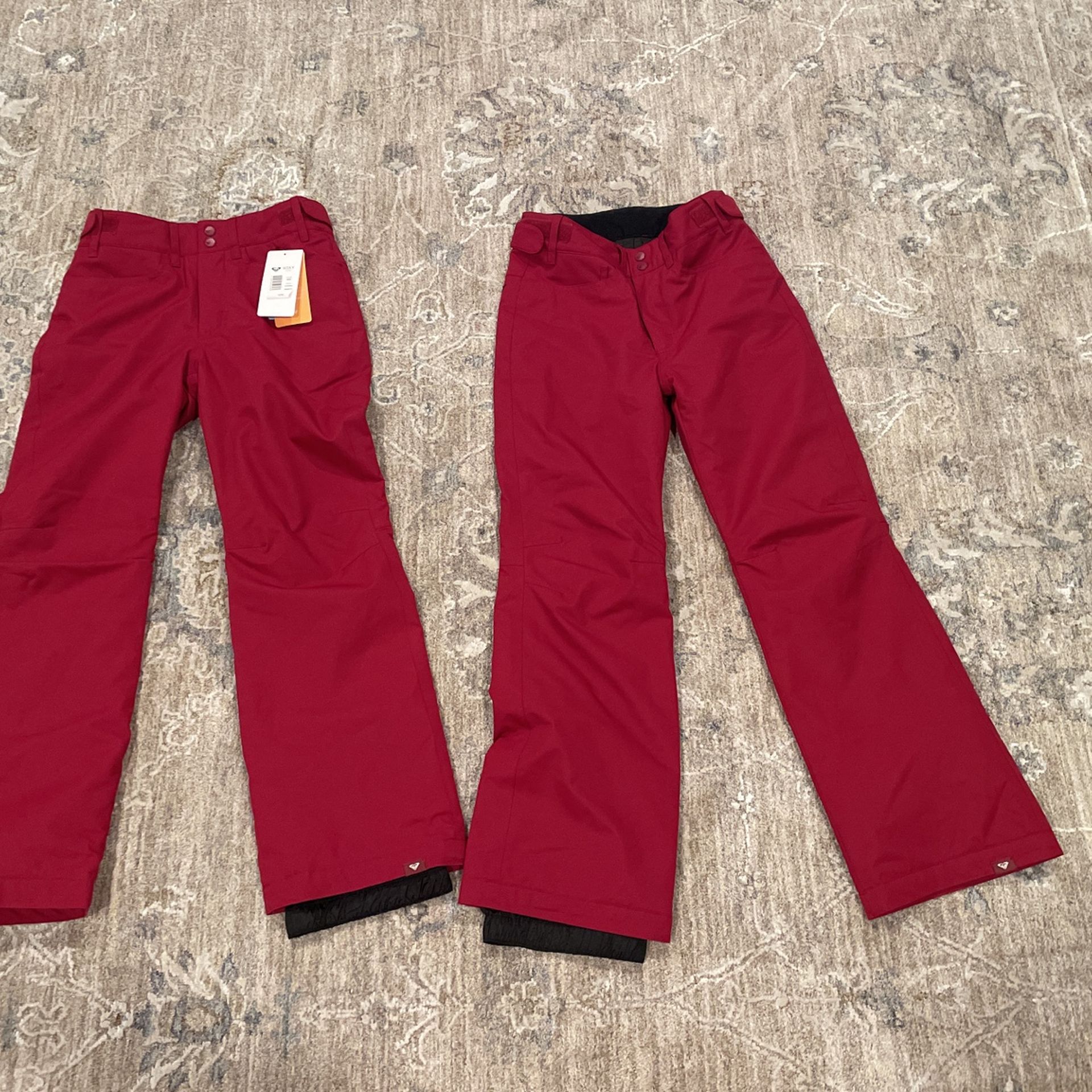 BRAND NEW ROXY WATERPROOF SNOWBOARDING PANTS size 14 children (XL)