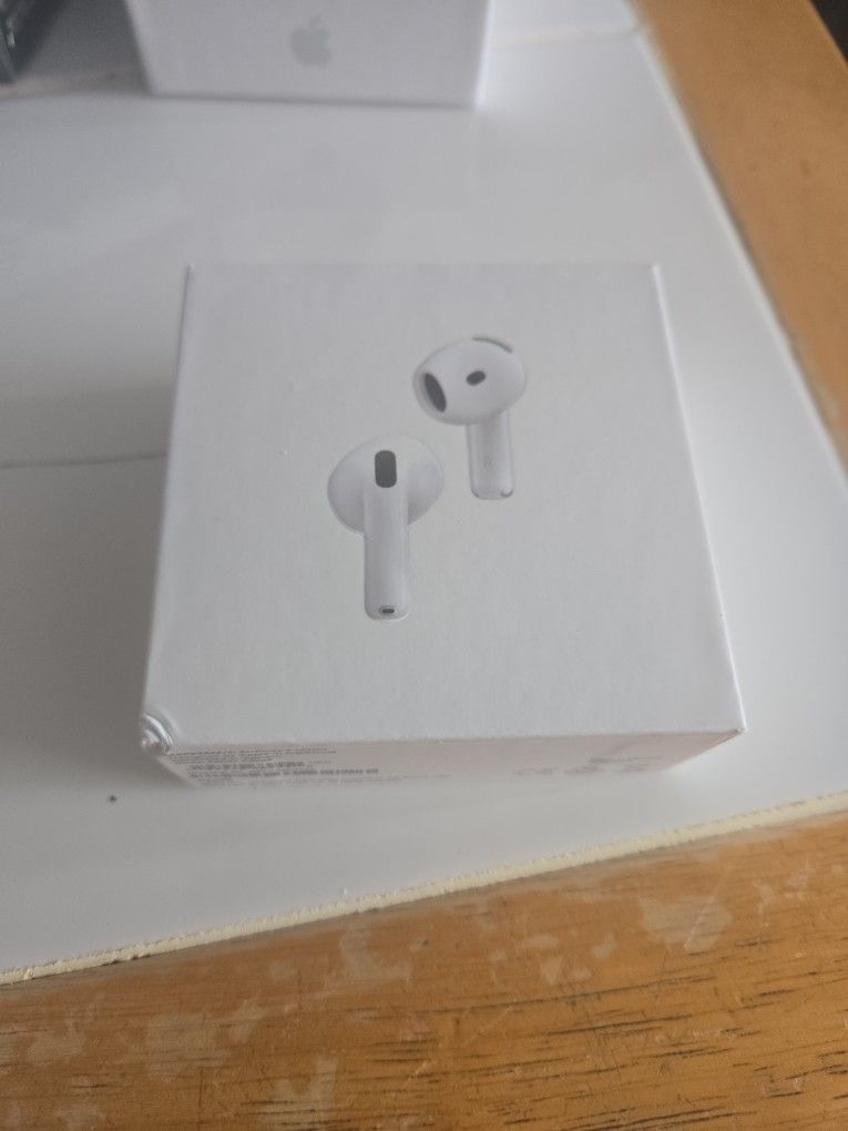Apple Airpods 4 Active Noise Canceling 