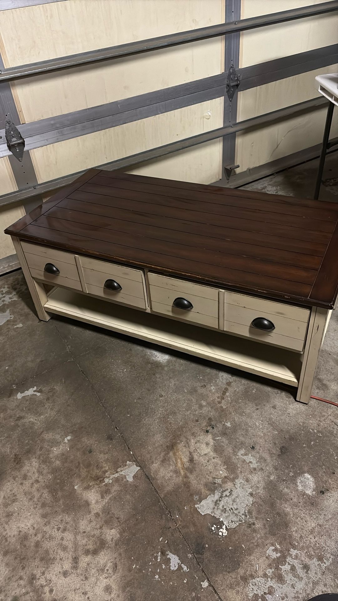 Must Selll!!! Make Offer Farmhouse Coffee Table