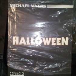 Rare, Hard To Find Michael Myers "Halloween" Figure.