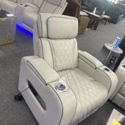 Recliner Chair $599