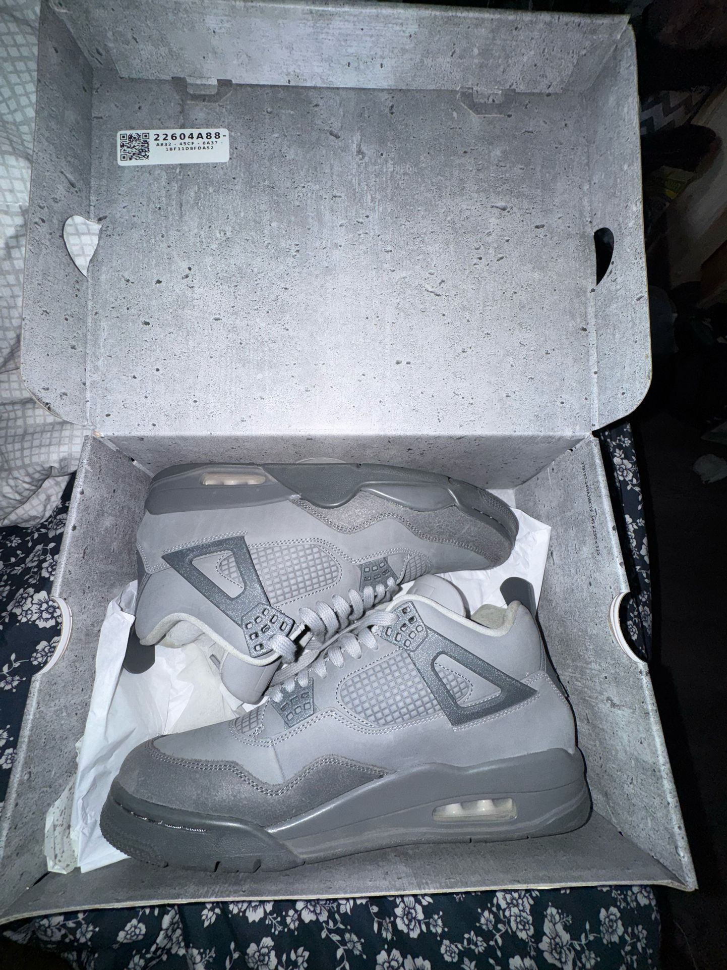 Jordan 4 “ Wet Cement “ 