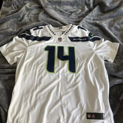 Seahawks Metcalf On Field Jersey 