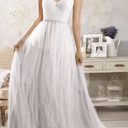 Brand New Wedding Dress Size 6