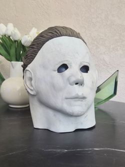 Older micheal Myers mask