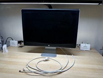 Apple Cinema Display A1267 24” Monitor – Excellent Condition