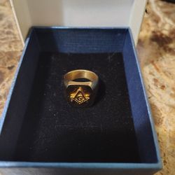 Gold Masonic Ring