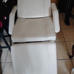 I Have A Spa Chair/Massage chair/Tattoo Chair ,This Is A Nice Chair Can Be Used For All Different Features