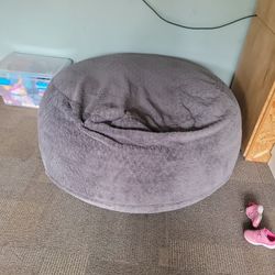 Huge Lov Sac/ Bean Bag 