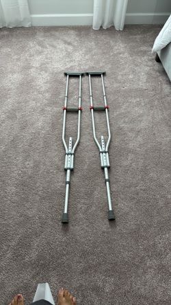 Adult Crutches