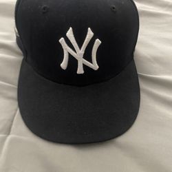 New York Yankees hat