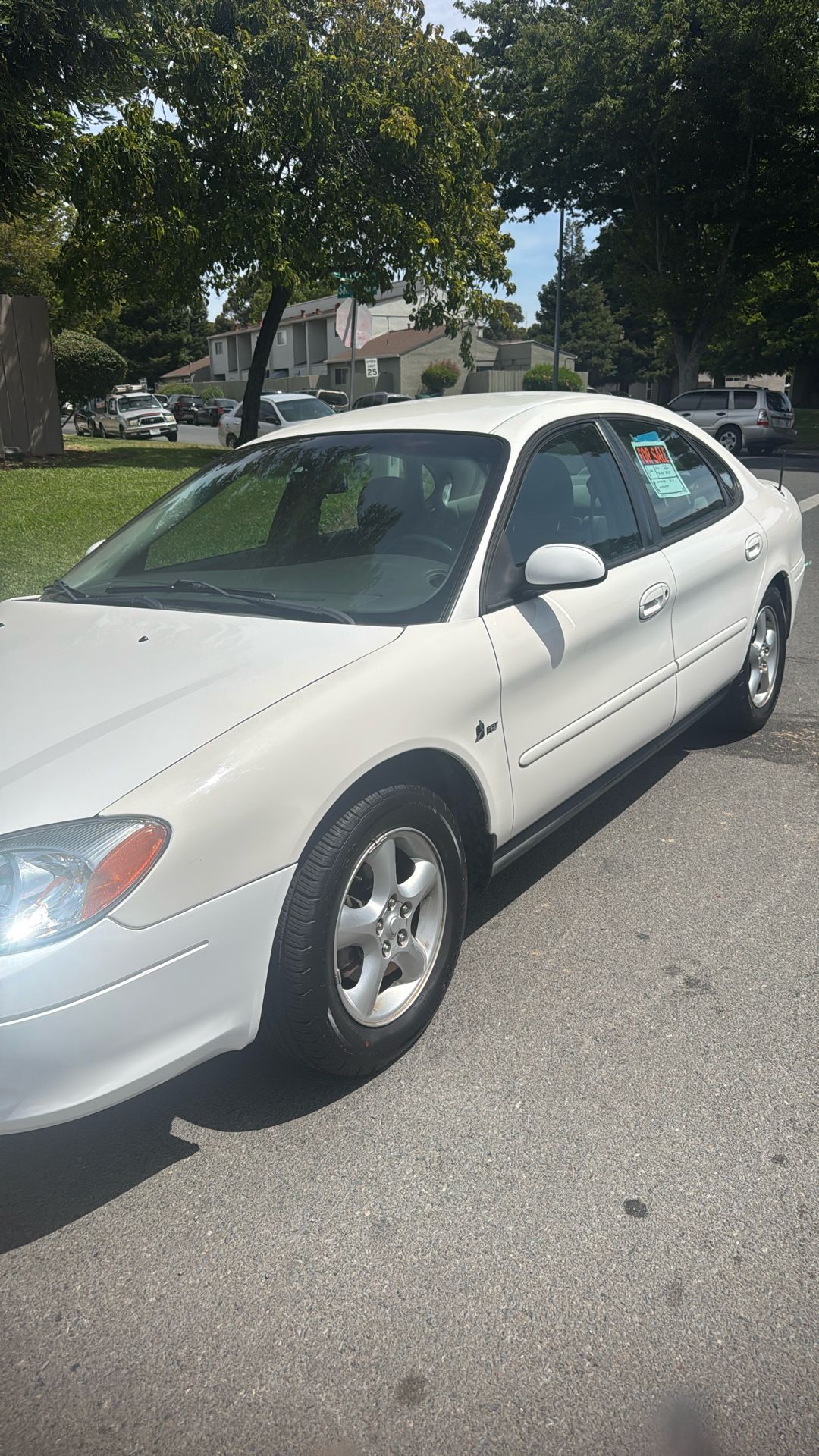 2000 Ford Taurus